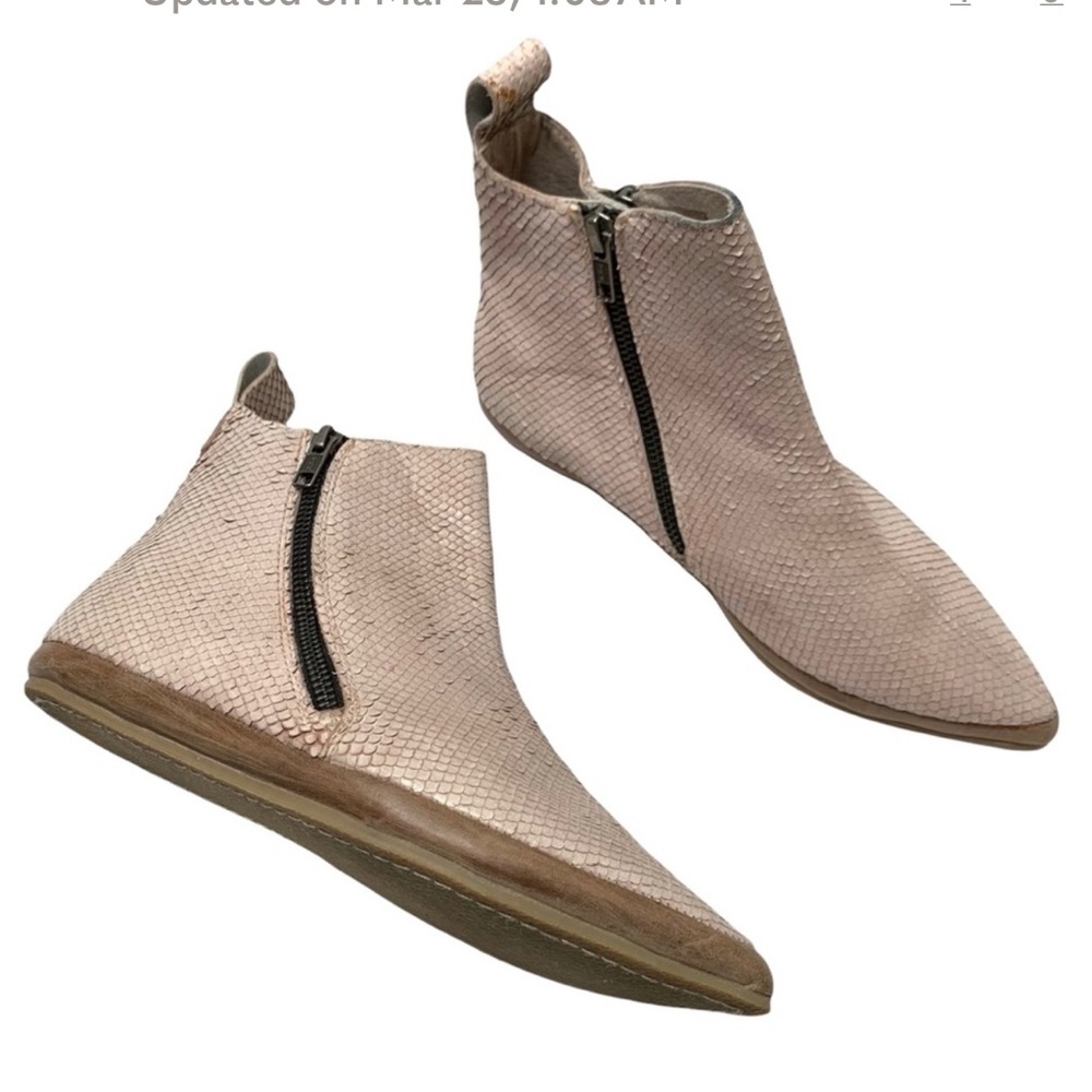 Free people cream colored leather snake scale ankle boots